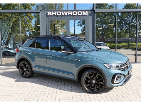 Volkswagen T-Roc 1.5 TSI R-Line Business+ PANO IQ.LIGHT ACC VOL