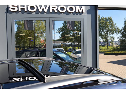 Volkswagen T-Roc 1.5 TSI R-Line Business+ PANO IQ.LIGHT ACC VOL