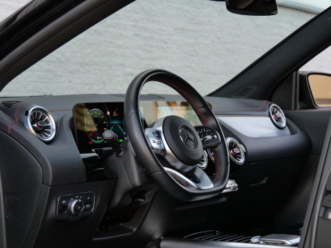 Mercedes-Benz EQA 67kWh AMG/ AMBIENT LIGHTING/ BLINDSPOT/ ELEKT. KLEP/ SOH 97%