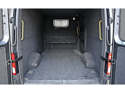 Volkswagen Crafter 35 2.0 TDI L3H2 PB Edition Adaptieve Cruise, Camera, Carplay, LED, Multimedia, 177pk, Automaat, Clima, Trekhaak, Uniek!