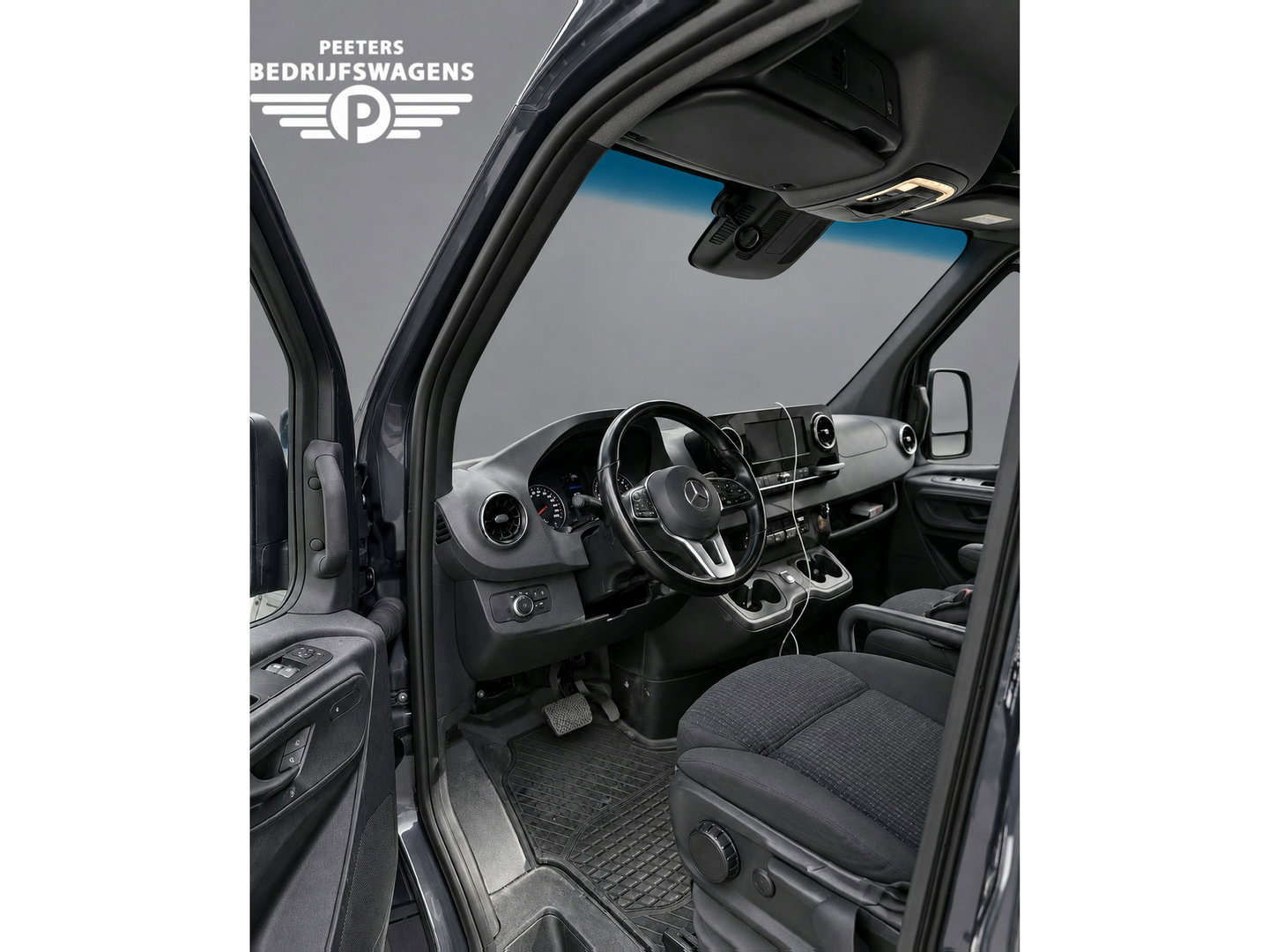 Mercedes-Benz Sprinter 319 1.9 CDI L2H2 RWD PB Edition Camera, Cruise, Carplay, LED, 10,5'' Mbux, Trekhaak, Automaat, Sensoren, Stoelverwarming, Uniek!
