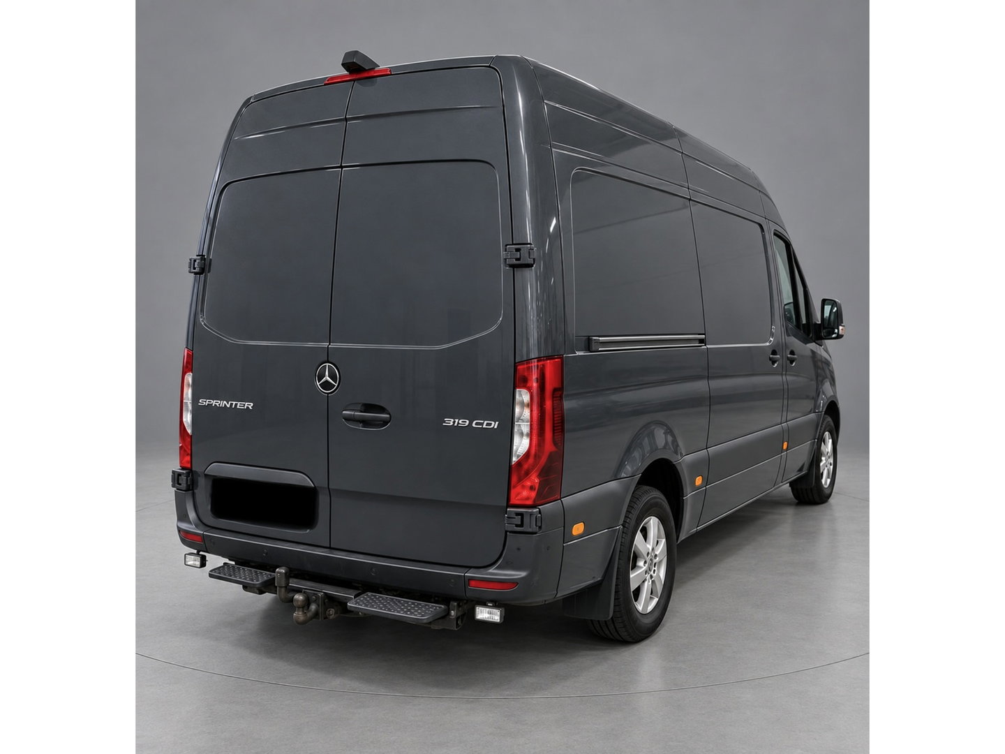 Mercedes-Benz Sprinter 319 1.9 CDI L2H2 RWD PB Edition Camera, Cruise, Carplay, LED, 10,5'' Mbux, Trekhaak, Automaat, Sensoren, Stoelverwarming, Uniek!