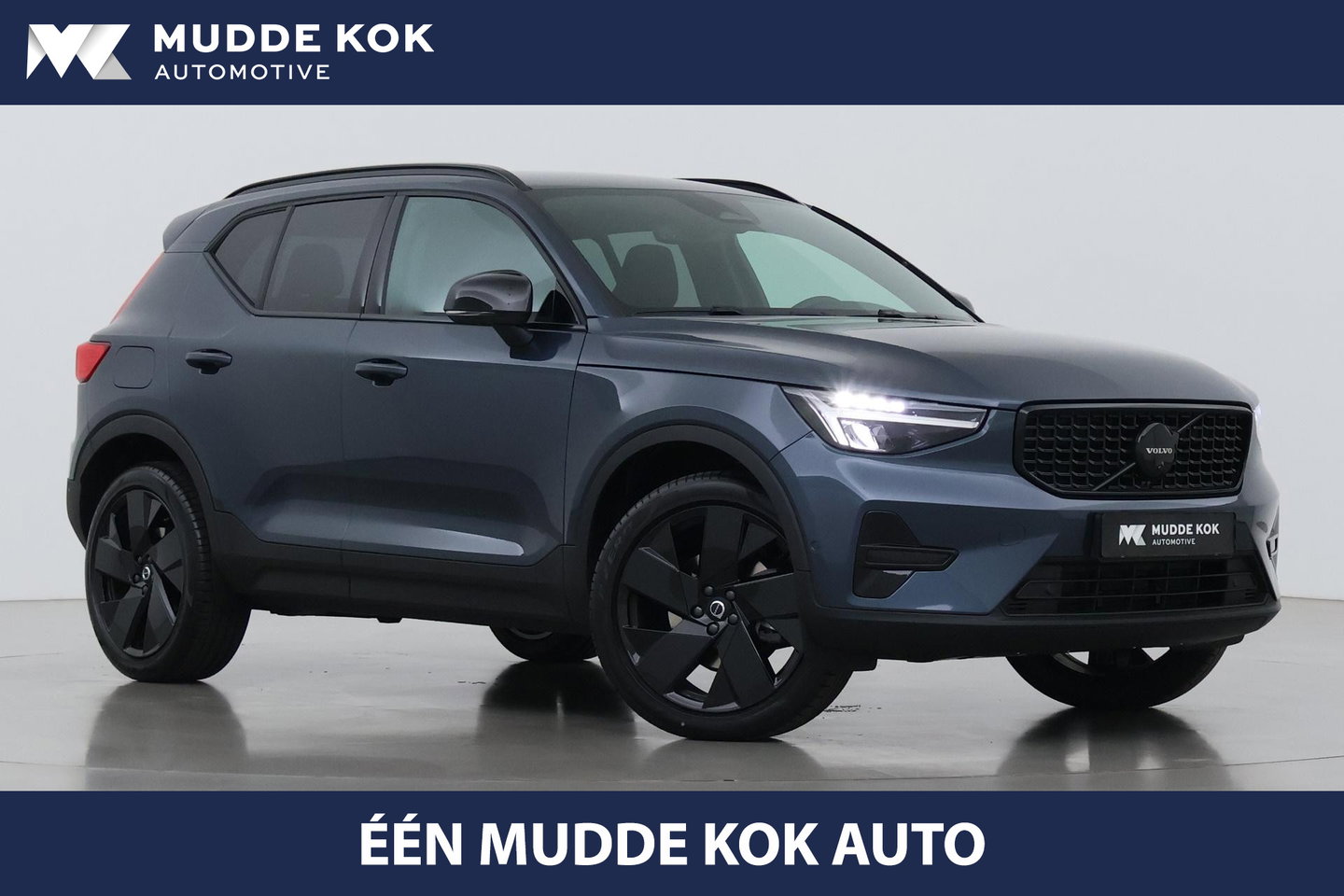 Volvo XC40 2.0 B3 Plus Black Edition | Harman/Kardon | BLIS | 360° Camera | Pilot Assist | Stoel+Stuurverwarming | Memory | ACC | 20 Inch