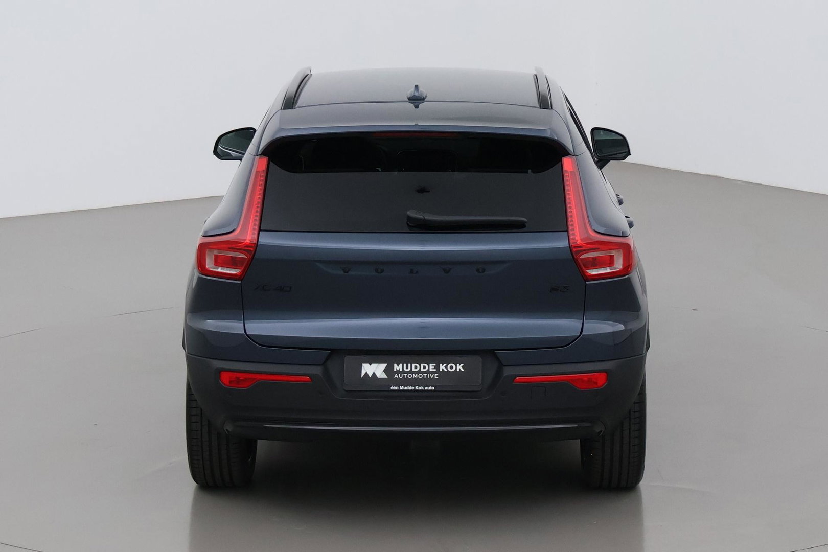 Volvo XC40 2.0 B3 Plus Black Edition | Harman/Kardon | BLIS | 360° Camera | Pilot Assist | Stoel+Stuurverwarming | Memory | ACC | 20 Inch