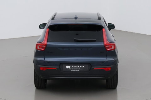 Volvo XC40 2.0 B3 Plus Black Edition | Harman/Kardon | BLIS | 360° Camera | Pilot Assist | Stoel+Stuurverwarming | Memory | ACC | 20 Inch
