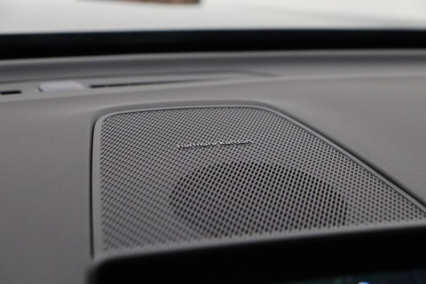 Volvo XC60 T8 Plus Black Edition | Harman/Kardon | Pilot Assist | 360° Camera | Stoel+Stuurverwarming | Keyless | 21 Inch