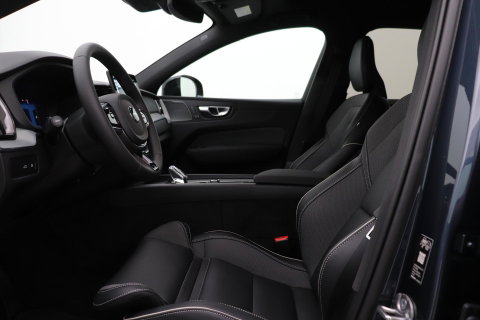 Volvo XC60 T8 Plus Black Edition | Harman/Kardon | Pilot Assist | 360° Camera | Stoel+Stuurverwarming | Keyless | 21 Inch