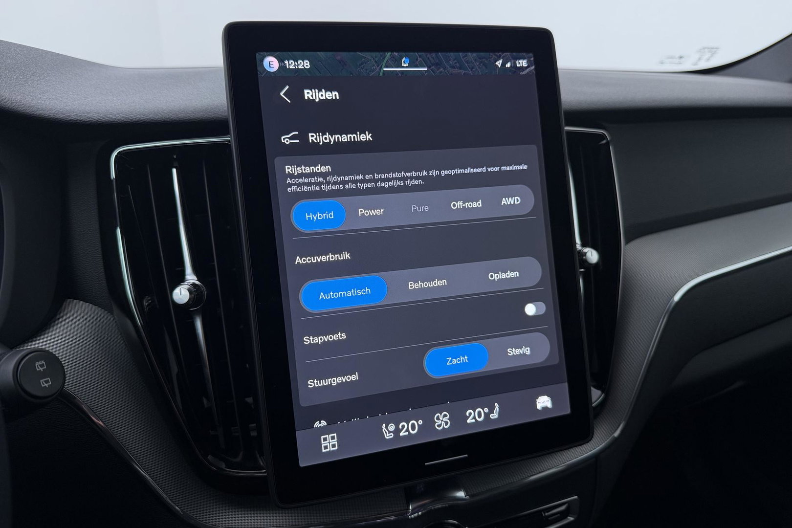 Volvo XC60 T8 Plus Black Edition | Harman/Kardon | Pilot Assist | 360° Camera | Stoel+Stuurverwarming | Keyless | 21 Inch