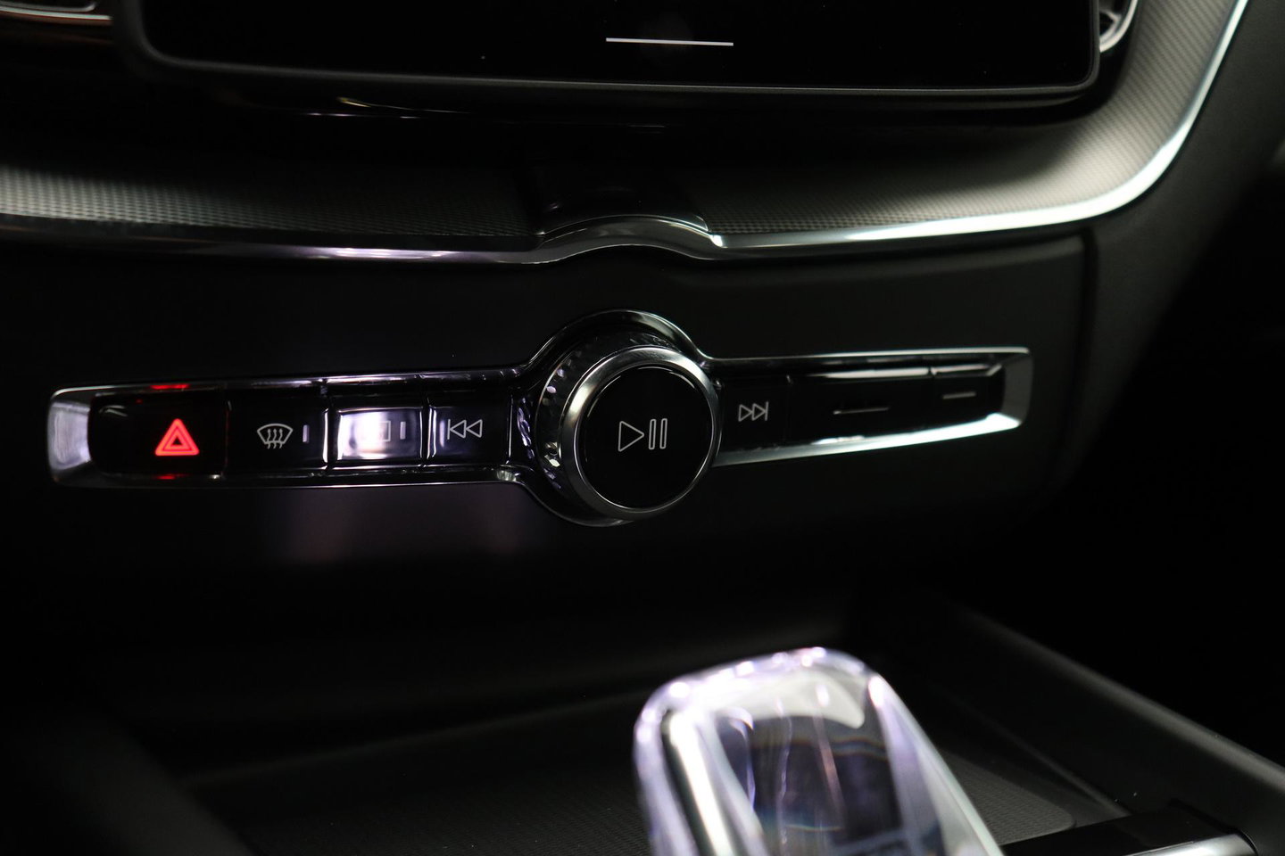 Volvo XC60 T8 Plus Black Edition | Harman/Kardon | Pilot Assist | 360° Camera | Stoel+Stuurverwarming | Keyless | 21 Inch