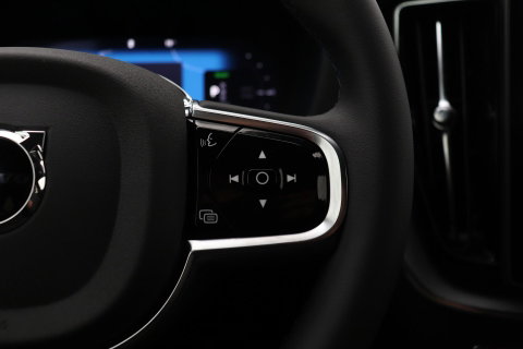 Volvo XC60 T8 Plus Black Edition | Harman/Kardon | Pilot Assist | 360° Camera | Stoel+Stuurverwarming | Keyless | 21 Inch
