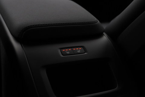 Volvo XC60 T8 Plus Black Edition | Harman/Kardon | Pilot Assist | 360° Camera | Stoel+Stuurverwarming | Keyless | 21 Inch