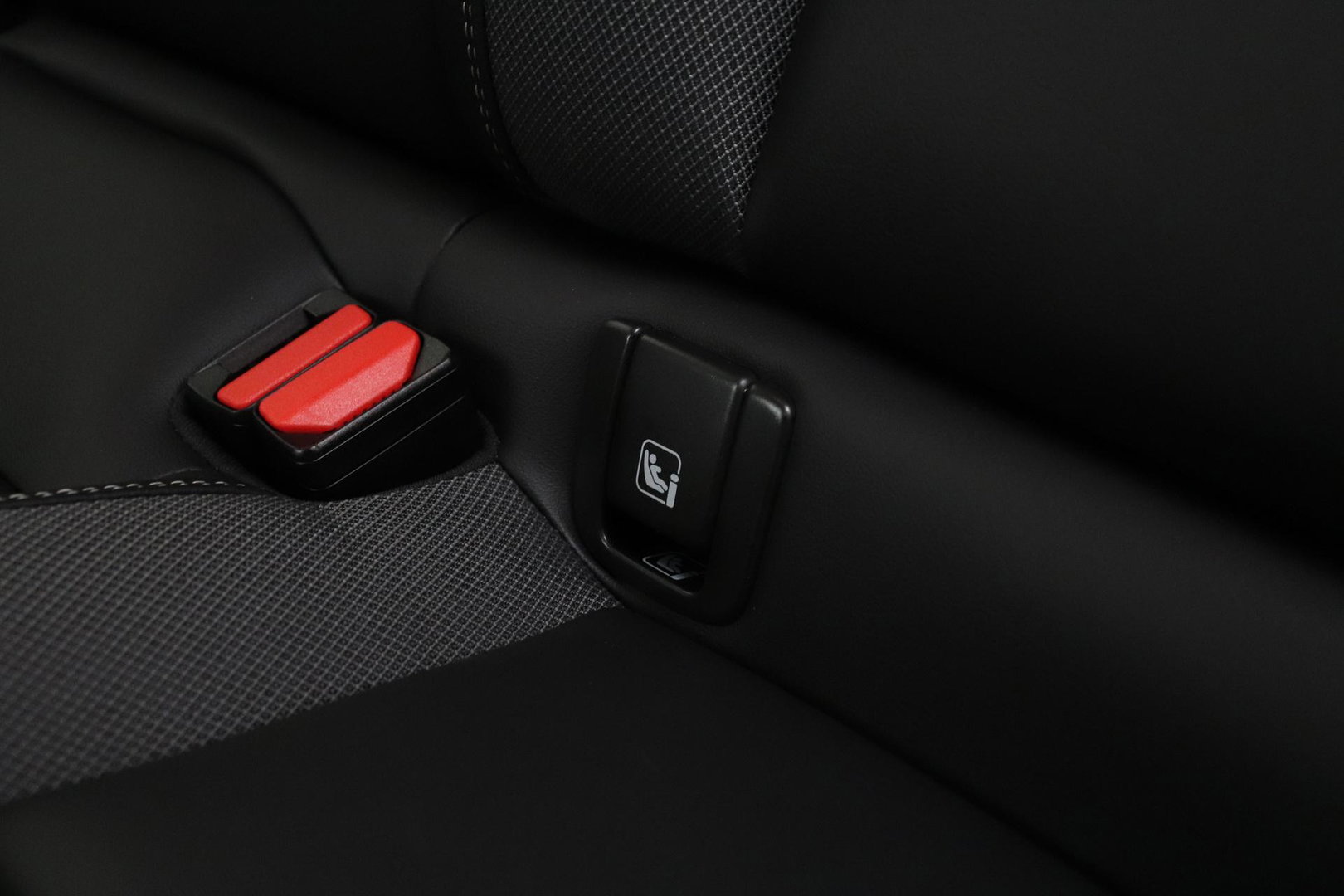 Volvo XC60 T8 Plus Black Edition | Harman/Kardon | Pilot Assist | 360° Camera | Stoel+Stuurverwarming | Keyless | 21 Inch