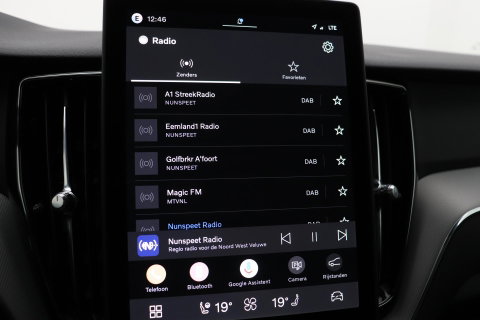 Volvo XC60 T6 Plus Black Edition | Harman/Kardon | Pilot Assist | Panoramadak | 360° Camera | Head-Up | Stoel+Stuurverwarming | 21 Inch