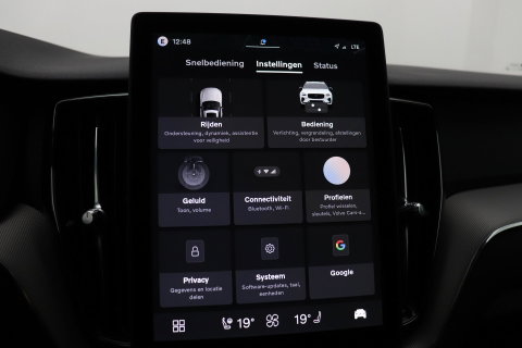 Volvo XC60 T6 Plus Black Edition | Harman/Kardon | Pilot Assist | Panoramadak | 360° Camera | Head-Up | Stoel+Stuurverwarming | 21 Inch