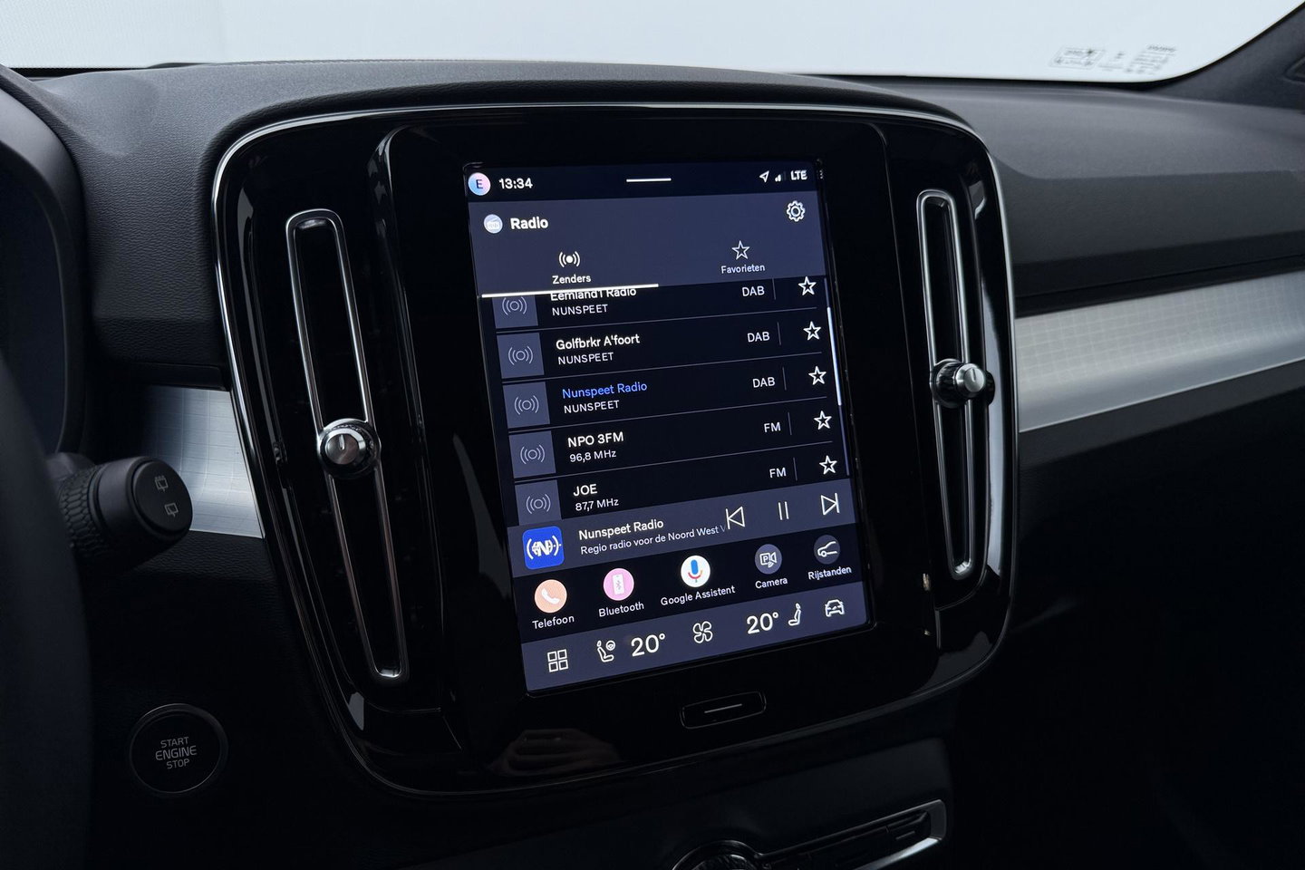 Volvo XC40 2.0 B3 Plus Black Edition | Harman/Kardon | BLIS | 360° Camera | Pilot Assist | Stoel+Stuurverwarming | Memory | ACC | 20 Inch