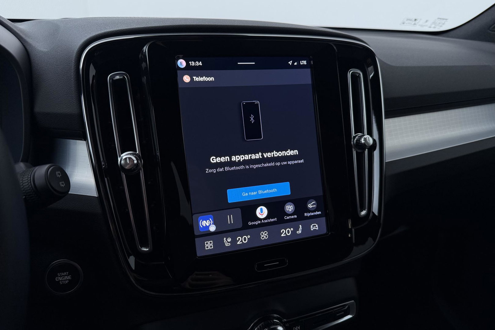 Volvo XC40 2.0 B3 Plus Black Edition | Harman/Kardon | BLIS | 360° Camera | Pilot Assist | Stoel+Stuurverwarming | Memory | ACC | 20 Inch