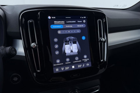 Volvo XC40 2.0 B3 Plus Black Edition | Harman/Kardon | BLIS | 360° Camera | Pilot Assist | Stoel+Stuurverwarming | Memory | ACC | 20 Inch