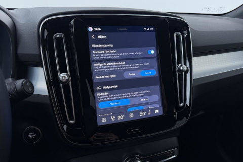 Volvo XC40 2.0 B3 Plus Black Edition | Harman/Kardon | BLIS | 360° Camera | Pilot Assist | Stoel+Stuurverwarming | Memory | ACC | 20 Inch