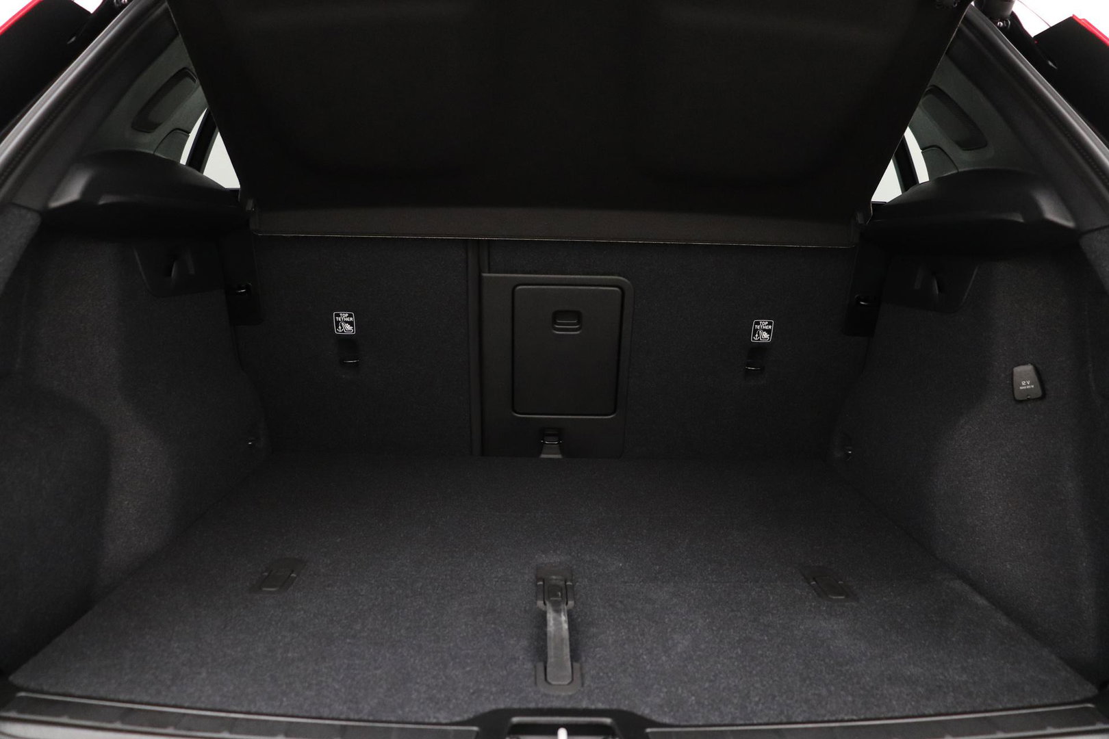Volvo XC40 2.0 B3 Plus Black Edition | Harman/Kardon | BLIS | 360° Camera | Pilot Assist | Stoel+Stuurverwarming | Memory | ACC | 20 Inch