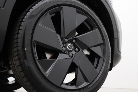 Volvo XC40 2.0 B3 Plus Black Edition | Harman/Kardon | BLIS | 360° Camera | Pilot Assist | Stoel+Stuurverwarming | Memory | ACC | 20 Inch