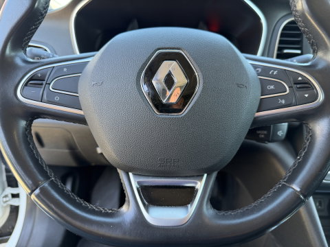 Renault Mégane 1.3 TCE Bose benzine grijs kenteken / vaste prijs rijklaar € 10.950 ex btw / euro 6 / lease vanaf € 185 / bpm vrij / trekhaak / airco / cruise contol !