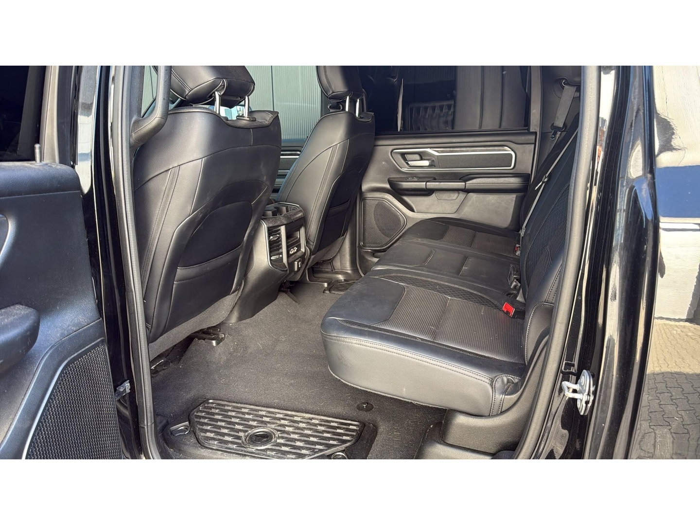Dodge Ram 1500 4x4 Crew Cab LPG Marge (btw vrij) Blackout