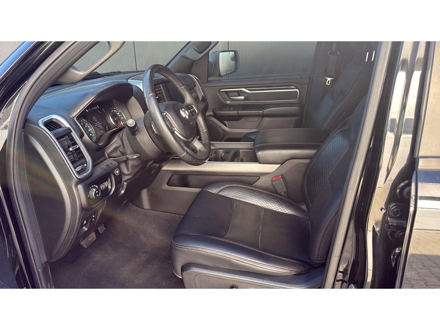 Dodge Ram 1500 4x4 Crew Cab LPG Marge (btw vrij) Blackout