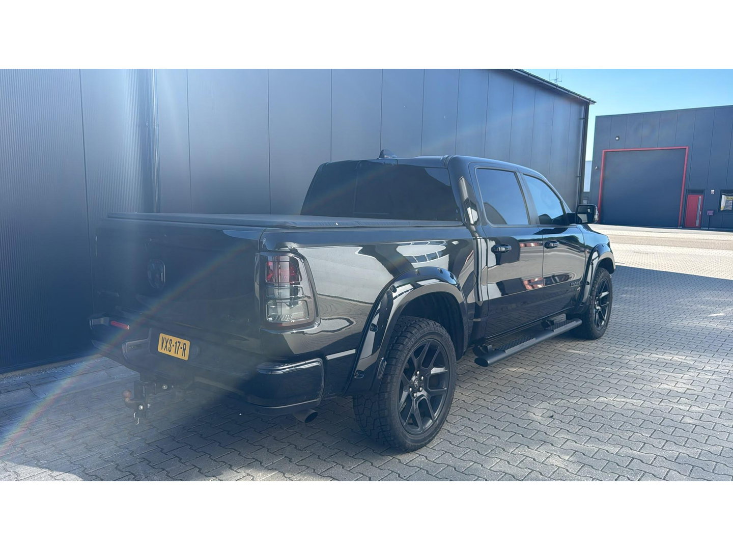 Dodge Ram 1500 4x4 Crew Cab LPG Marge (btw vrij) Blackout