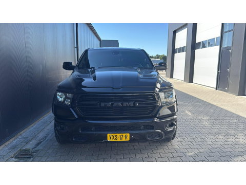 Dodge Ram 1500 4x4 Crew Cab LPG Marge (btw vrij) Blackout