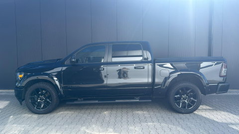 Dodge Ram Pick-Up 1500 4x4 Crew Cab LPG Marge (btw vrij) Blackout