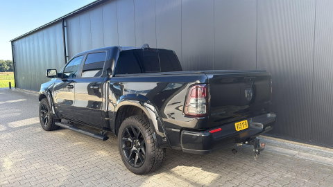Dodge Ram Pick-Up 1500 4x4 Crew Cab LPG Marge (btw vrij) Blackout