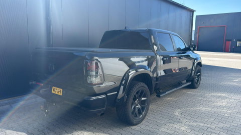 Dodge Ram Pick-Up 1500 4x4 Crew Cab LPG Marge (btw vrij) Blackout