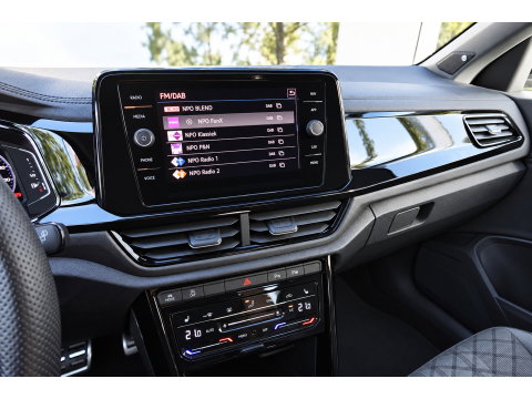 Volkswagen T-Roc 1.5 TSI R-Line PANO BEATS ASCOT GREY VOL