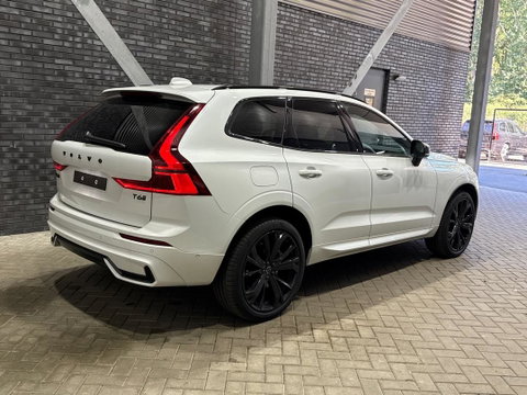 Volvo XC60 T6 Plus Black Edition | Harman/Kardon | Pilot Assist | Panoramadak | 360° Camera | Head-Up | Stoel+Stuurverwarming | 21 Inch