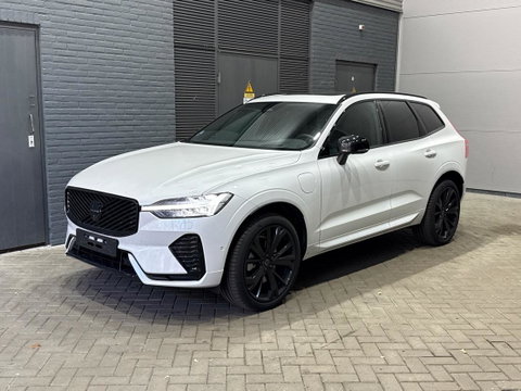 Volvo XC60 T6 Plus Black Edition | Harman/Kardon | Pilot Assist | Panoramadak | 360° Camera | Head-Up | Stoel+Stuurverwarming | 21 Inch