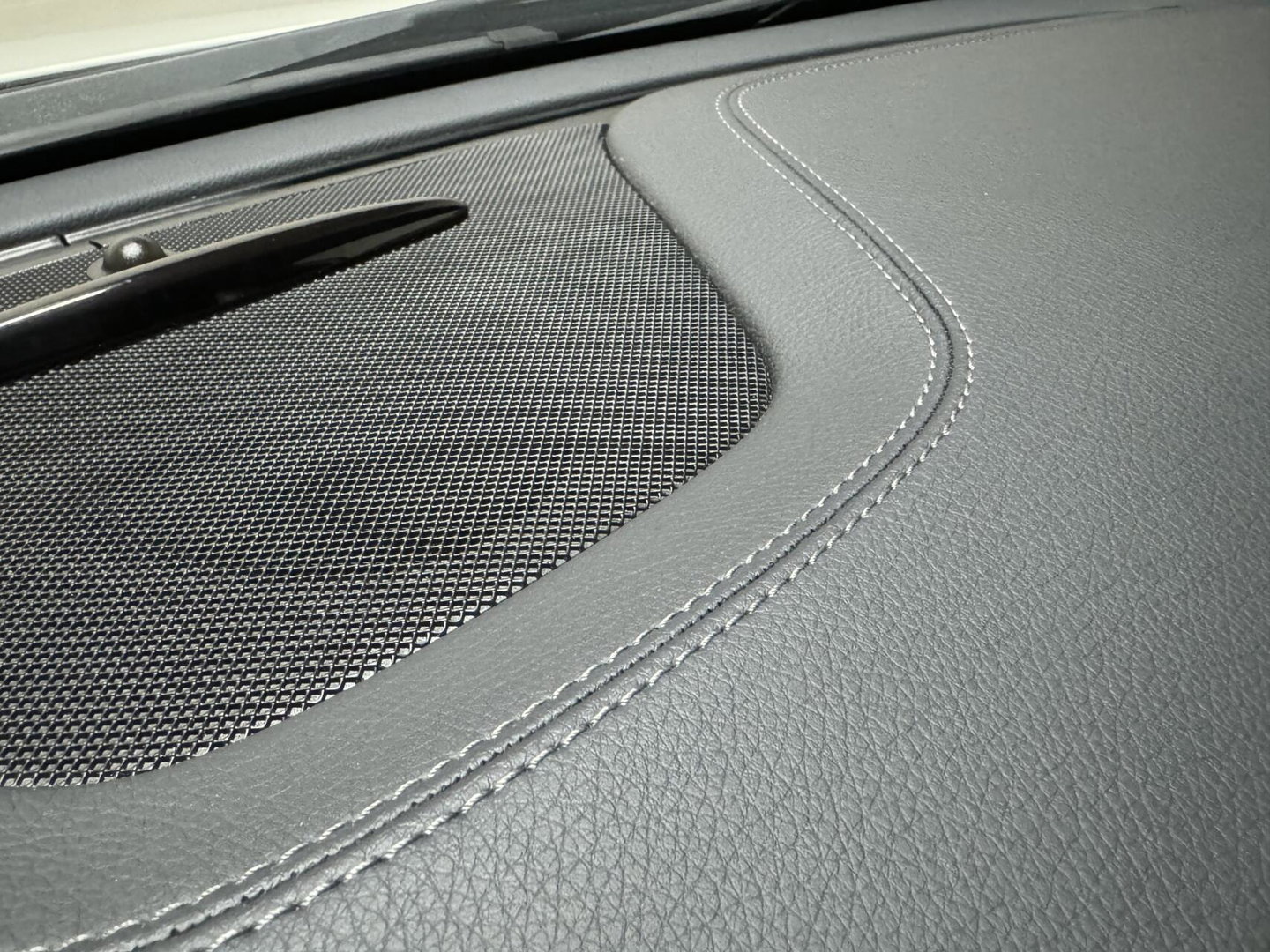 Mercedes-Benz A-Klasse 200 AMG Pano Leer H/K Camera NAP
