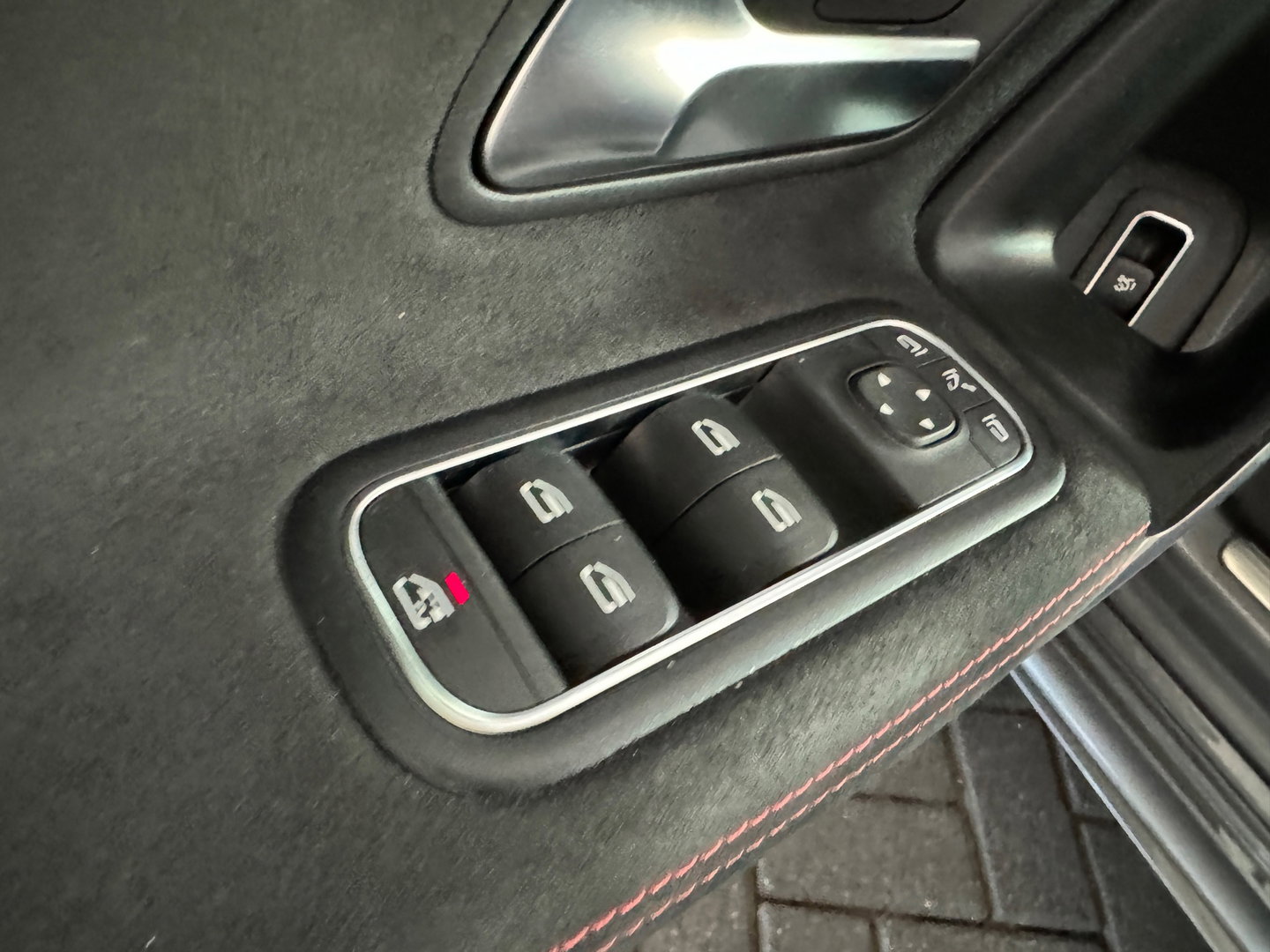 Mercedes-Benz A-Klasse 180 AMG Pano|Stoelverwarming|Camera|Lane Assist
