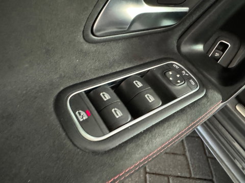 Mercedes-Benz A-Klasse 180 AMG Pano|Stoelverwarming|Camera|Lane Assist