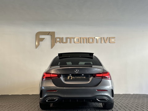 Mercedes-Benz A-Klasse 180 AMG Pano|Stoelverwarming|Camera|Lane Assist