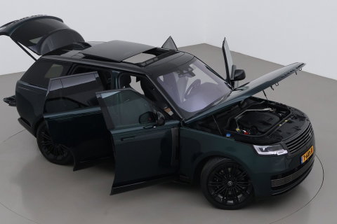 Land Rover Range Rover SV 3.0 P510e | British Racing Green | Rear Seat Entertainment | 23 Inch | Meridian Signature | ClearSight | Massage