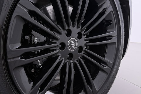 Land Rover Range Rover SV 3.0 P510e | British Racing Green | Rear Seat Entertainment | 23 Inch | Meridian Signature | ClearSight | Massage