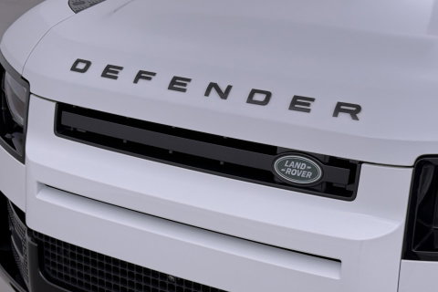 Land Rover Defender 110 2.0 P400e 110 SE | Luchtvering | Panoramadak | 360° Camera | Stoelventilatie | Trekhaak | Matrix LED | 22 Inch | ACC