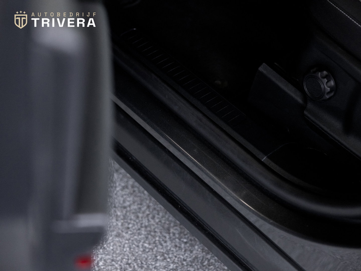 Ford Kuga 2.5 PHEV Titanium l SoH 96% l CAM 360° l CARPLAY l NAV l 1ste eig.l Keyless entry l Dealer Onderh.l Virtual cockpit