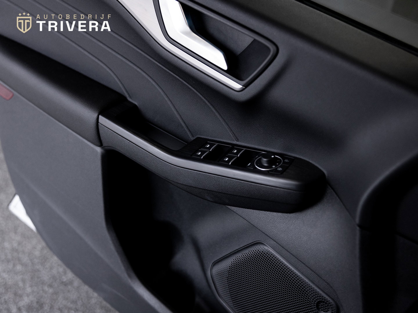 Ford Kuga 2.5 PHEV Titanium l SoH 96% l CAM 360° l CARPLAY l NAV l 1ste eig.l Keyless entry l Dealer Onderh.l Virtual cockpit