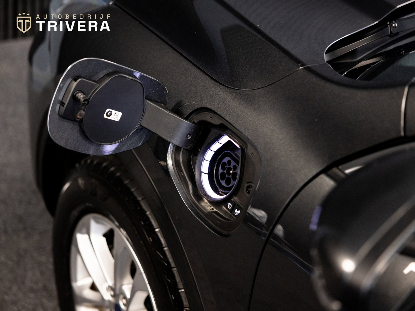 Ford Kuga 2.5 PHEV Titanium l SoH 96% l CAM 360° l CARPLAY l NAV l 1ste eig.l Keyless entry l Dealer Onderh.l Virtual cockpit