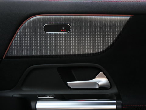 Mercedes-Benz EQA 67kWh AMG/ AMBIENT LIGHTING/ BLINDSPOT/ ELEKT. KLEP/ SOH 97%