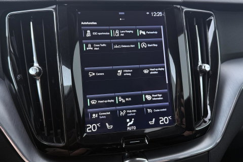 Volvo XC60 2.0 D4 AWD Momentum | HEICO SPORTIV | Grijs Kenteken | ACC | Head-Up | Stoelventilatie | Camera