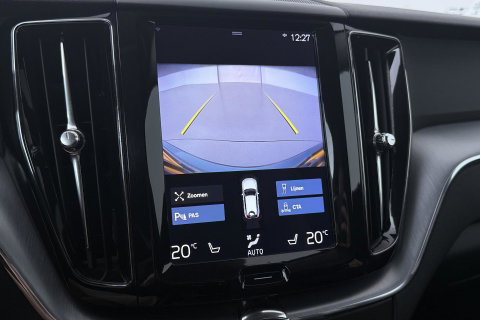 Volvo XC60 2.0 D4 AWD Momentum | HEICO SPORTIV | Grijs Kenteken | ACC | Head-Up | Stoelventilatie | Camera