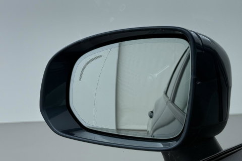 Volvo XC60 2.0 D4 AWD Momentum | HEICO SPORTIV | Grijs Kenteken | ACC | Head-Up | Stoelventilatie | Camera
