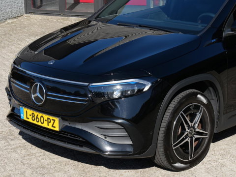 Mercedes-Benz EQA 67kWh AMG/ AMBIENT LIGHTING/ BLINDSPOT/ ELEKT. KLEP/ SOH 97%